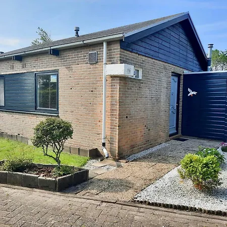 Holiday home Boerenslag 18 Sint Maartensvlotbrug